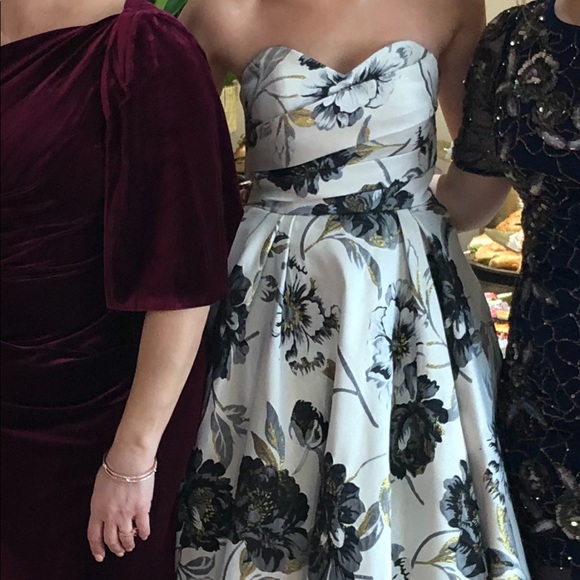 Evening Gown - Maid of Honor Dress - Picture 1 of 3